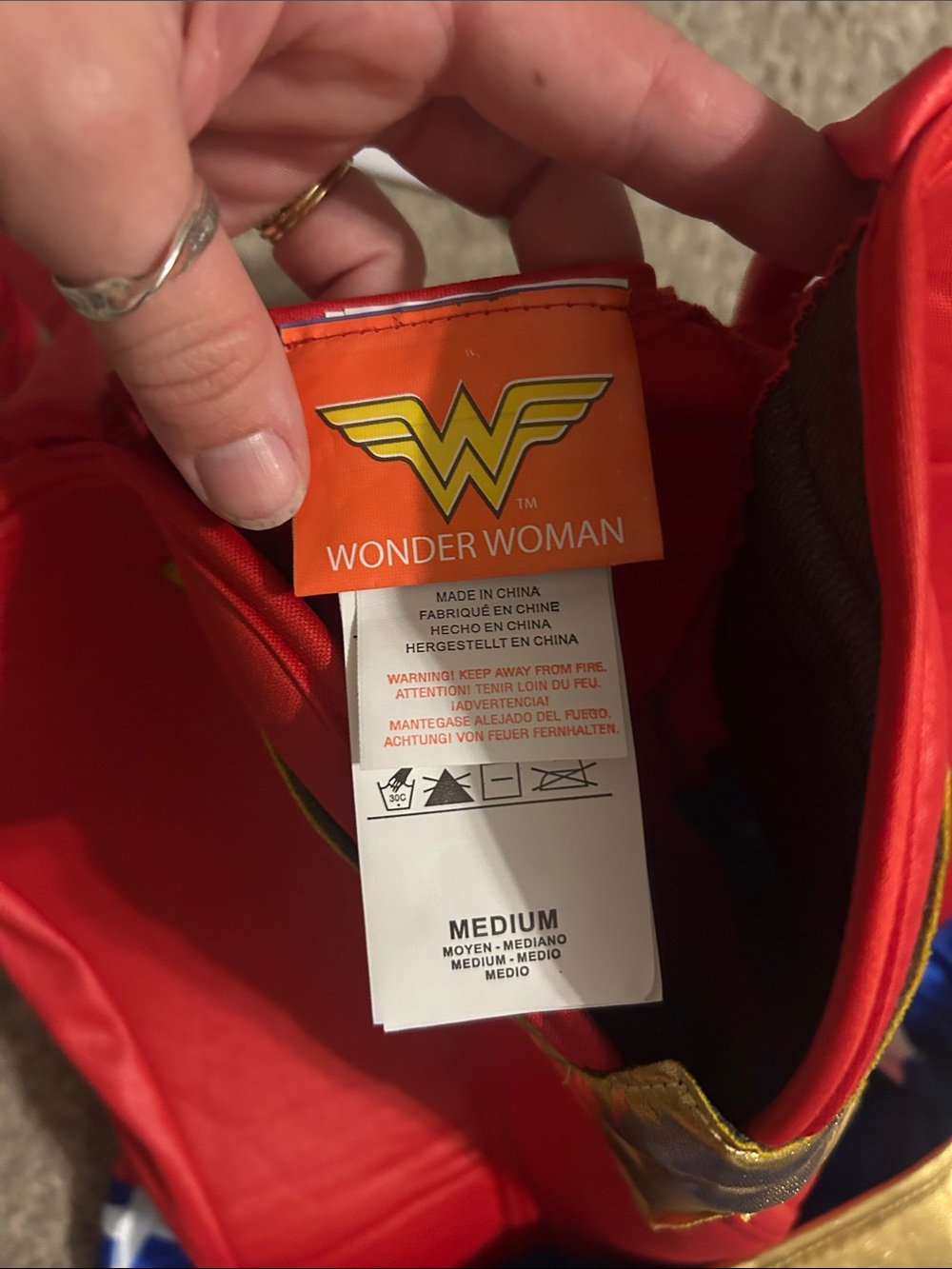 DC Comics womens Wonder Woman costume - Picture 3 of 3